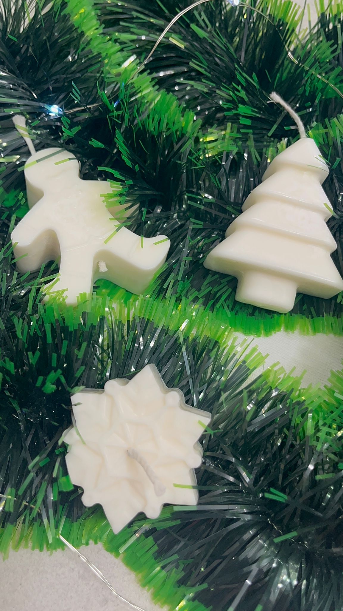 Pack 3 velas decorativas de invierno (copo, árbol y galleta)